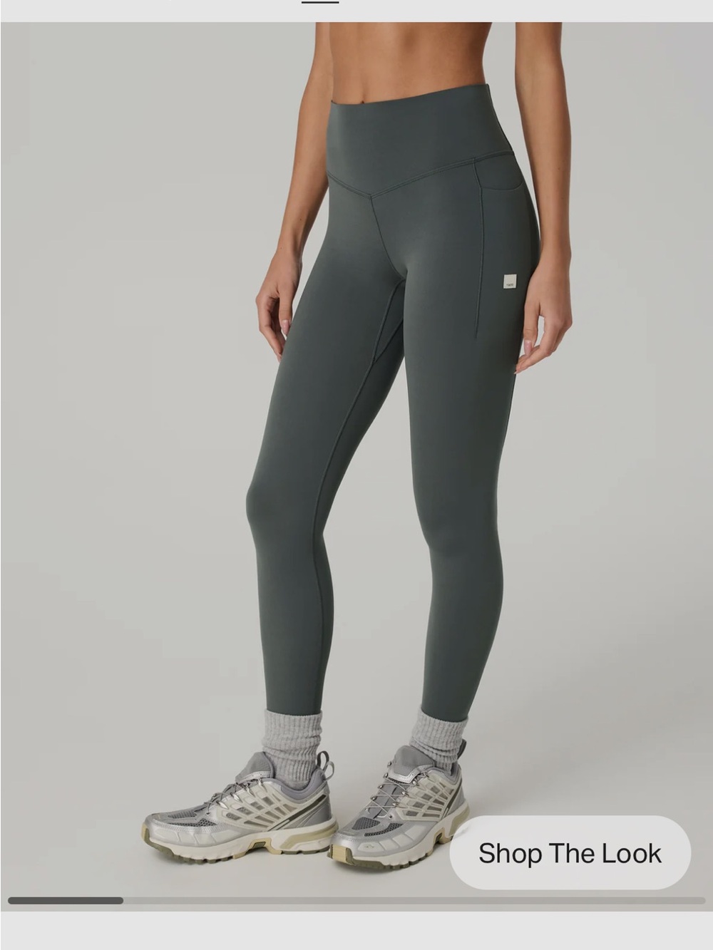 Vuori High-Waist Leggings in Charcoal